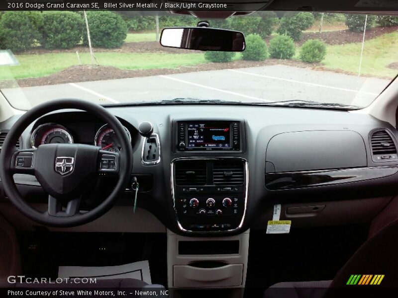 Billet Silver Metallic / Black/Light Graystone 2016 Dodge Grand Caravan SE