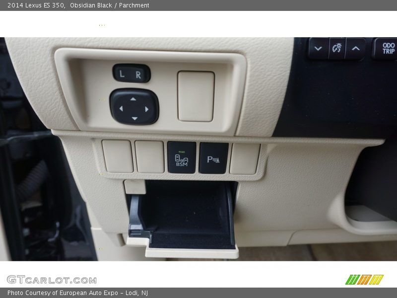 Obsidian Black / Parchment 2014 Lexus ES 350