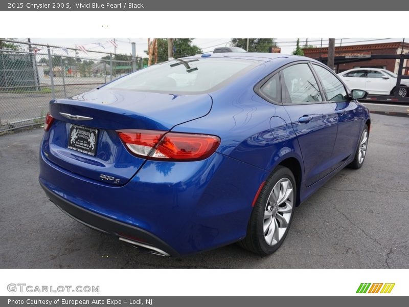 Vivid Blue Pearl / Black 2015 Chrysler 200 S