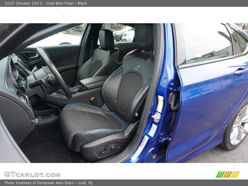 Vivid Blue Pearl / Black 2015 Chrysler 200 S