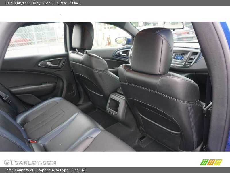 Vivid Blue Pearl / Black 2015 Chrysler 200 S