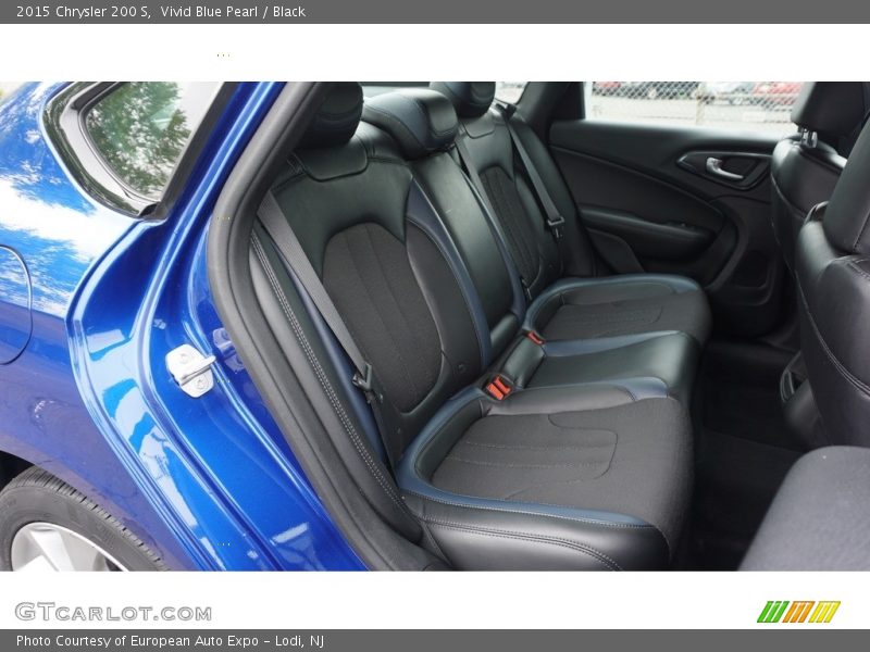 Vivid Blue Pearl / Black 2015 Chrysler 200 S