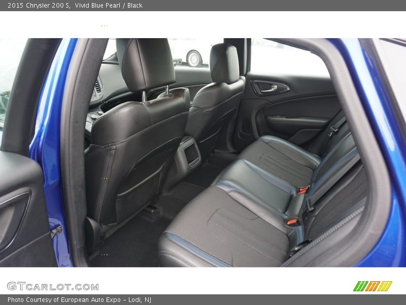 Vivid Blue Pearl / Black 2015 Chrysler 200 S
