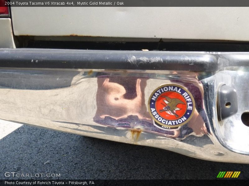 Mystic Gold Metallic / Oak 2004 Toyota Tacoma V6 Xtracab 4x4