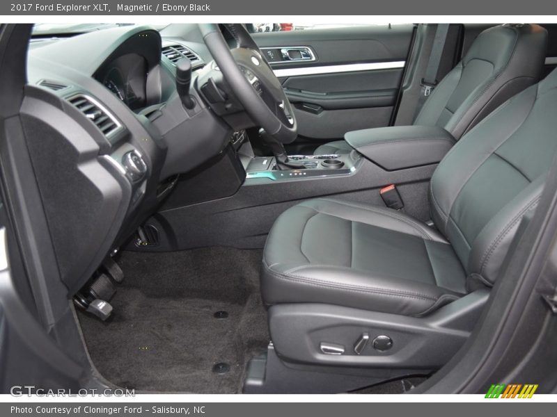Magnetic / Ebony Black 2017 Ford Explorer XLT