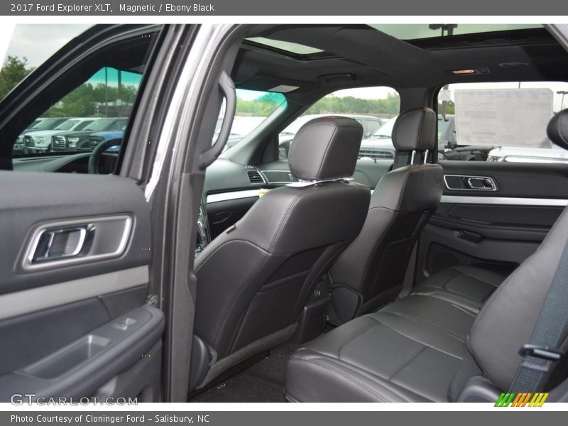 Magnetic / Ebony Black 2017 Ford Explorer XLT