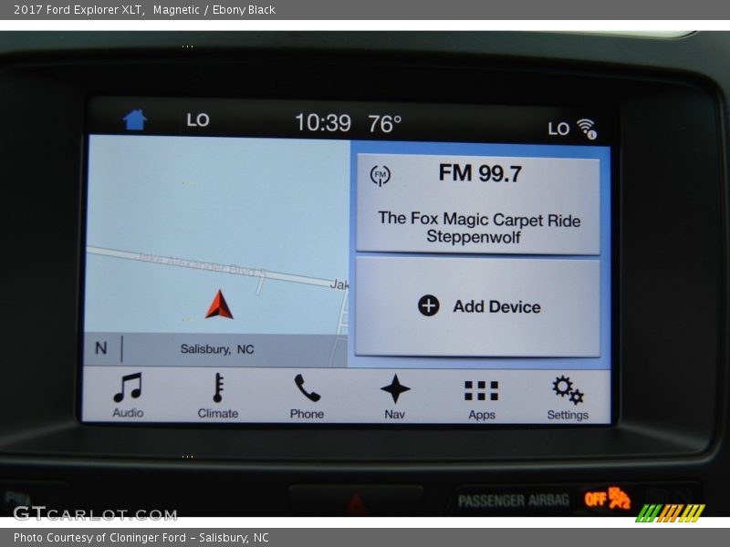 Magnetic / Ebony Black 2017 Ford Explorer XLT