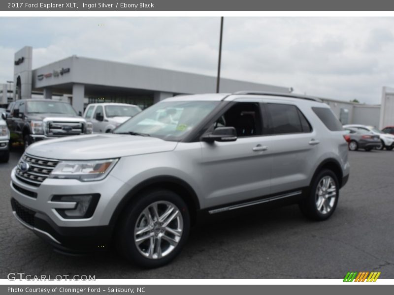 Ingot Silver / Ebony Black 2017 Ford Explorer XLT
