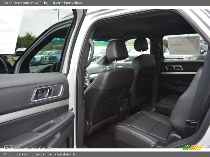 Ingot Silver / Ebony Black 2017 Ford Explorer XLT