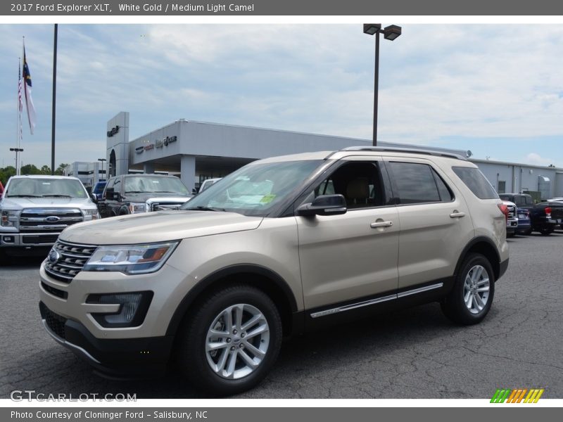 White Gold / Medium Light Camel 2017 Ford Explorer XLT