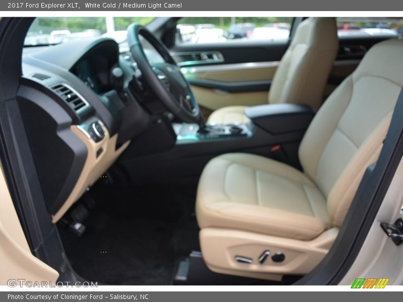 White Gold / Medium Light Camel 2017 Ford Explorer XLT