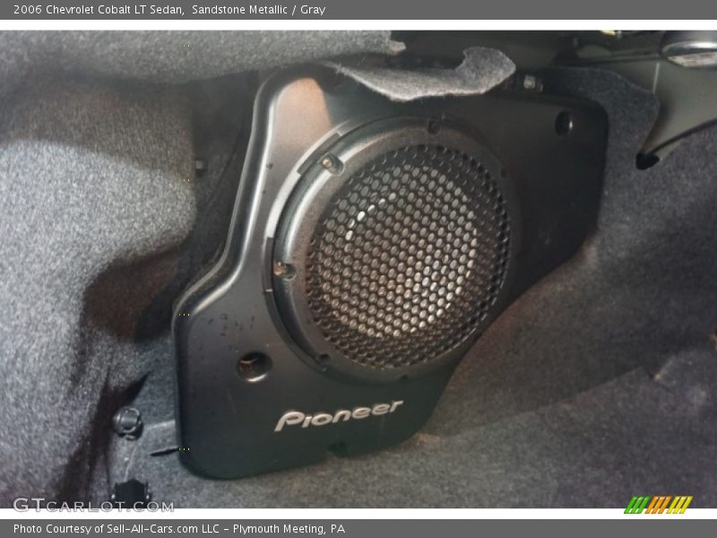 Sandstone Metallic / Gray 2006 Chevrolet Cobalt LT Sedan