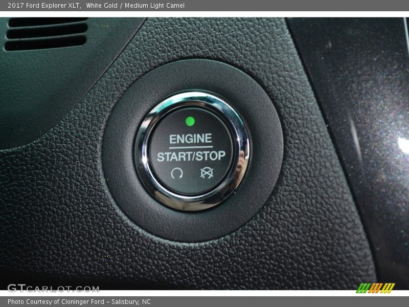 White Gold / Medium Light Camel 2017 Ford Explorer XLT