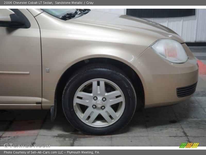 Sandstone Metallic / Gray 2006 Chevrolet Cobalt LT Sedan
