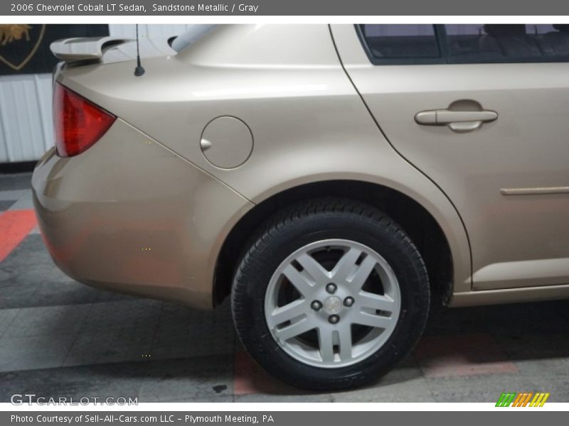 Sandstone Metallic / Gray 2006 Chevrolet Cobalt LT Sedan