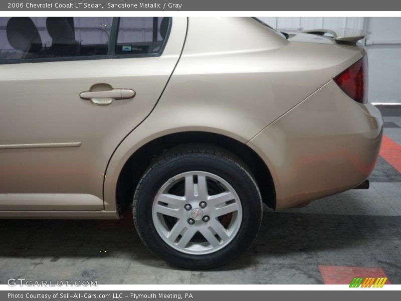 Sandstone Metallic / Gray 2006 Chevrolet Cobalt LT Sedan