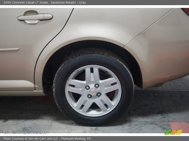 Sandstone Metallic / Gray 2006 Chevrolet Cobalt LT Sedan
