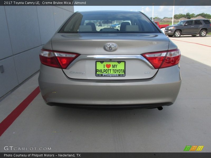 Creme Brulee Mica / Almond 2017 Toyota Camry LE