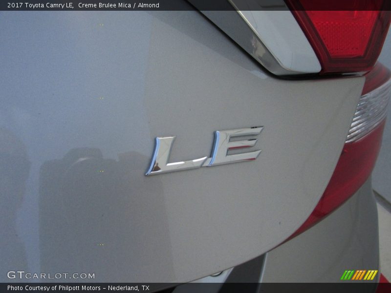  2017 Camry LE Logo