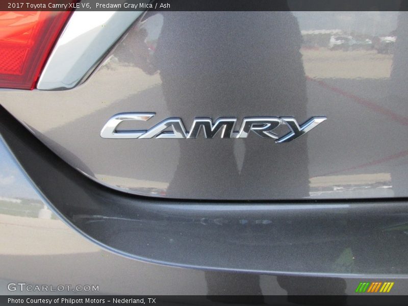  2017 Camry XLE V6 Logo