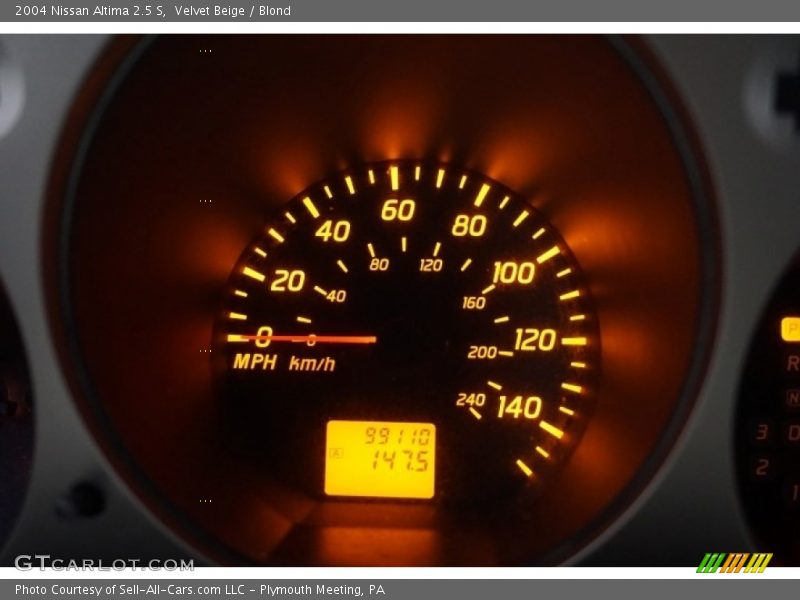 Velvet Beige / Blond 2004 Nissan Altima 2.5 S