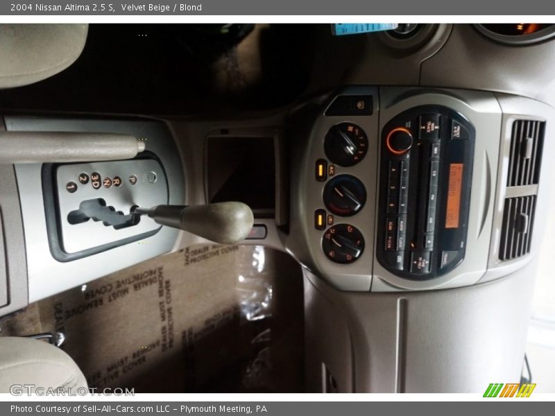 Velvet Beige / Blond 2004 Nissan Altima 2.5 S