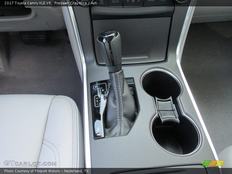  2017 Camry XLE V6 6 Speed ECT-i Automatic Shifter