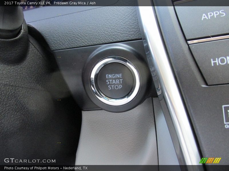 Controls of 2017 Camry XLE V6