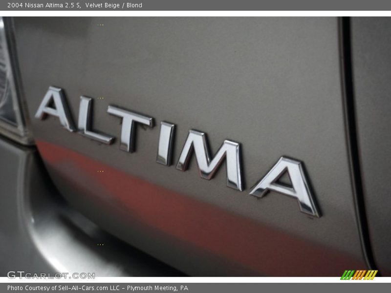 Velvet Beige / Blond 2004 Nissan Altima 2.5 S
