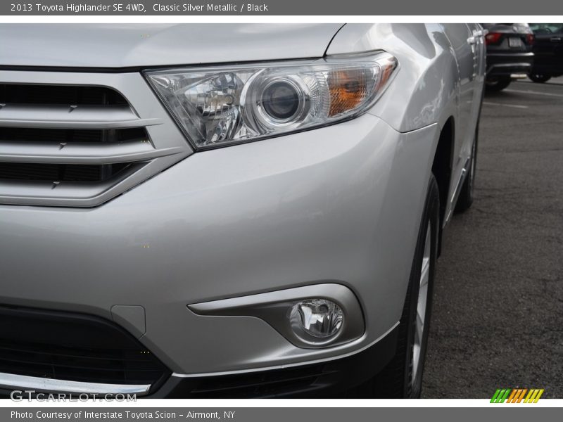 Classic Silver Metallic / Black 2013 Toyota Highlander SE 4WD