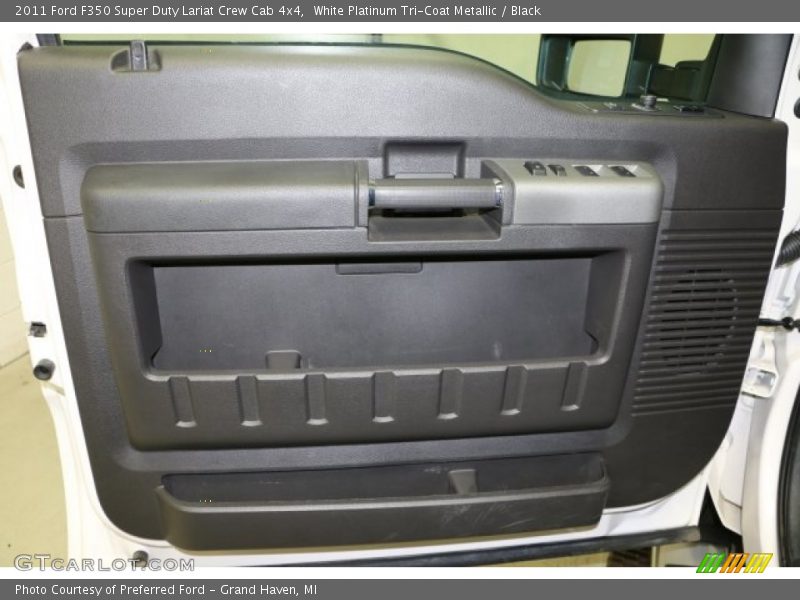 White Platinum Tri-Coat Metallic / Black 2011 Ford F350 Super Duty Lariat Crew Cab 4x4