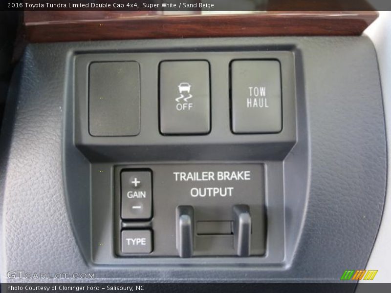 Super White / Sand Beige 2016 Toyota Tundra Limited Double Cab 4x4