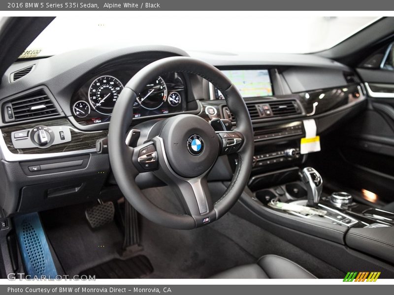 Alpine White / Black 2016 BMW 5 Series 535i Sedan