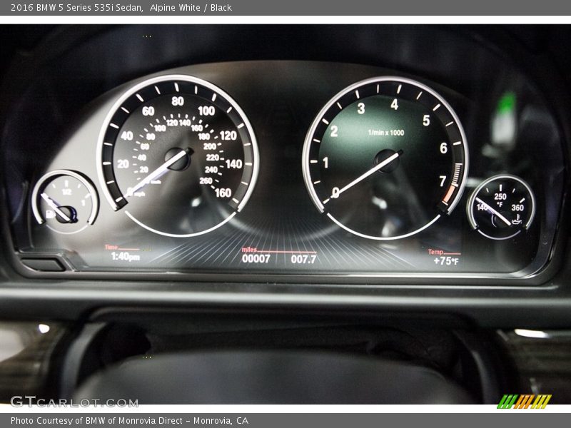 Alpine White / Black 2016 BMW 5 Series 535i Sedan