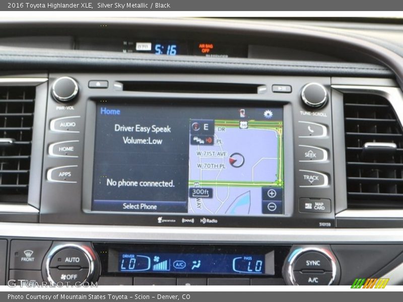 Silver Sky Metallic / Black 2016 Toyota Highlander XLE