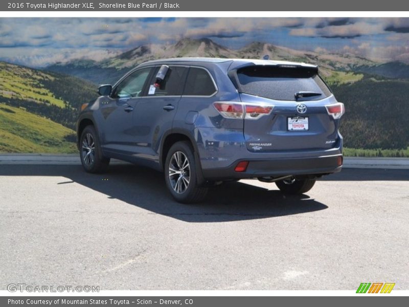 Shoreline Blue Pearl / Black 2016 Toyota Highlander XLE