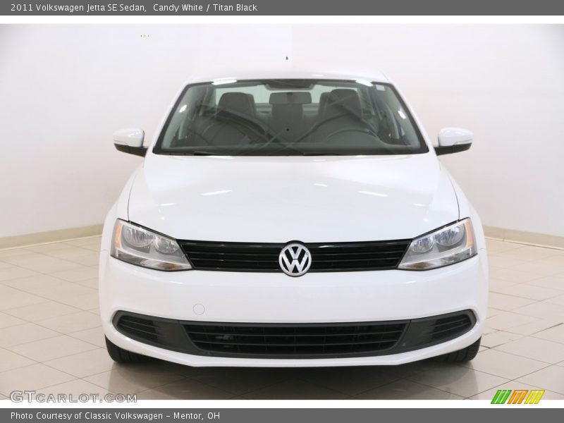 Candy White / Titan Black 2011 Volkswagen Jetta SE Sedan