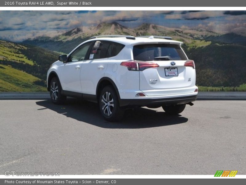 Super White / Black 2016 Toyota RAV4 LE AWD