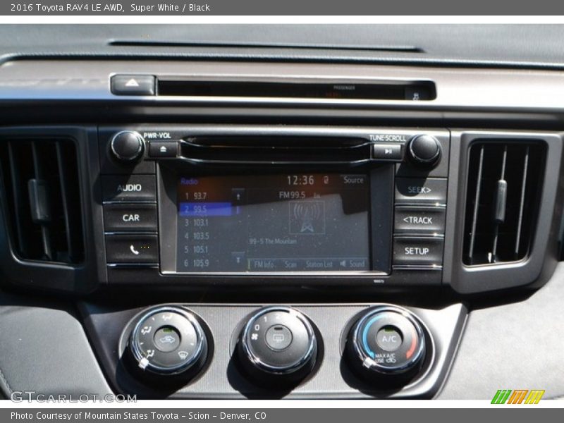 Super White / Black 2016 Toyota RAV4 LE AWD