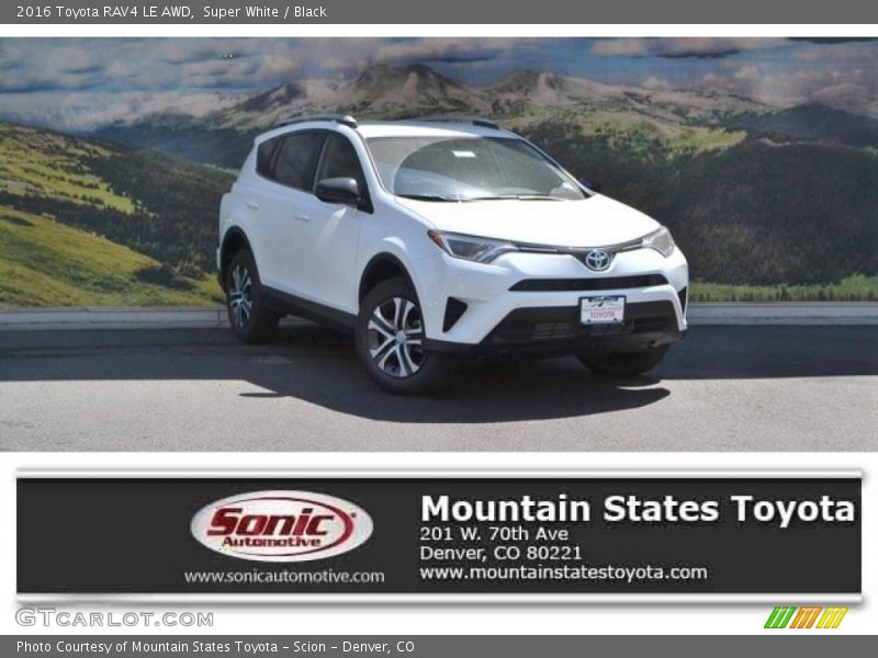 Super White / Black 2016 Toyota RAV4 LE AWD