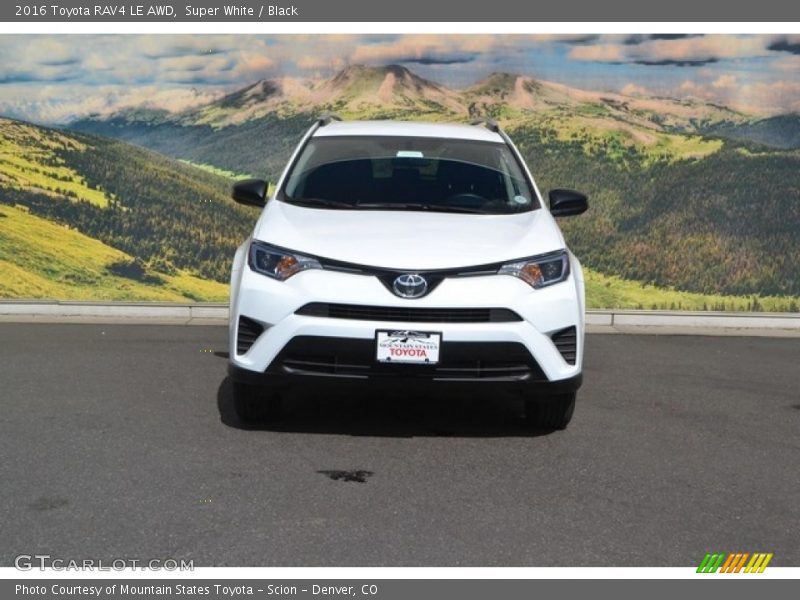 Super White / Black 2016 Toyota RAV4 LE AWD