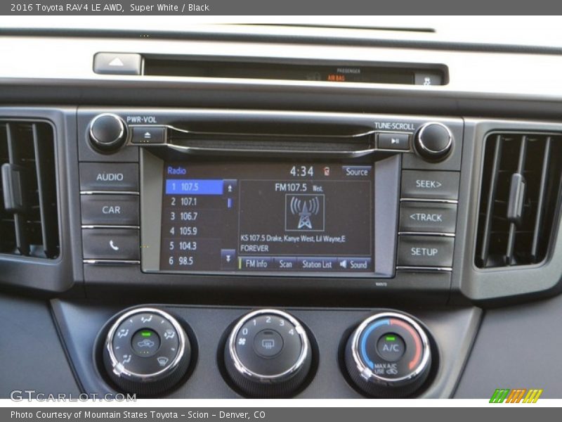 Super White / Black 2016 Toyota RAV4 LE AWD