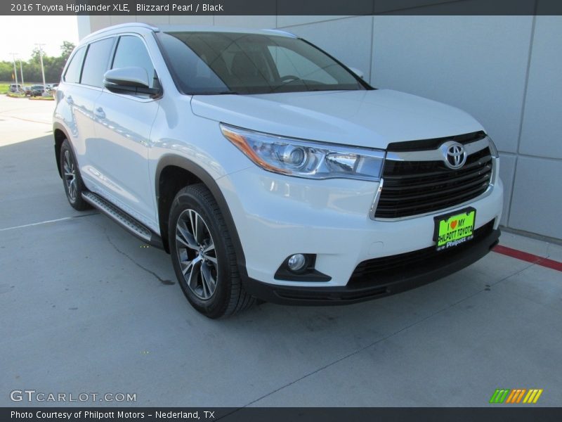Blizzard Pearl / Black 2016 Toyota Highlander XLE