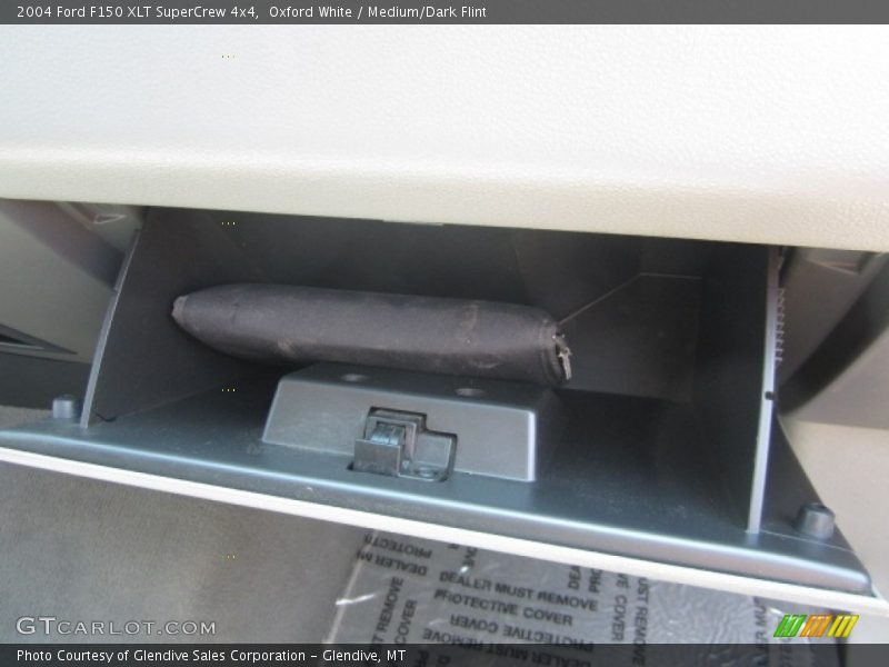 Oxford White / Medium/Dark Flint 2004 Ford F150 XLT SuperCrew 4x4