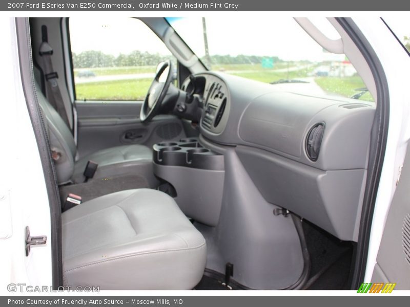Oxford White / Medium Flint Grey 2007 Ford E Series Van E250 Commercial