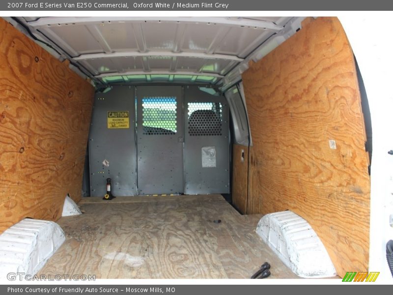 Oxford White / Medium Flint Grey 2007 Ford E Series Van E250 Commercial