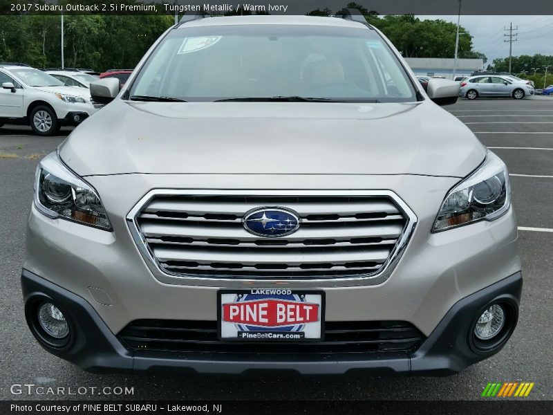 Tungsten Metallic / Warm Ivory 2017 Subaru Outback 2.5i Premium
