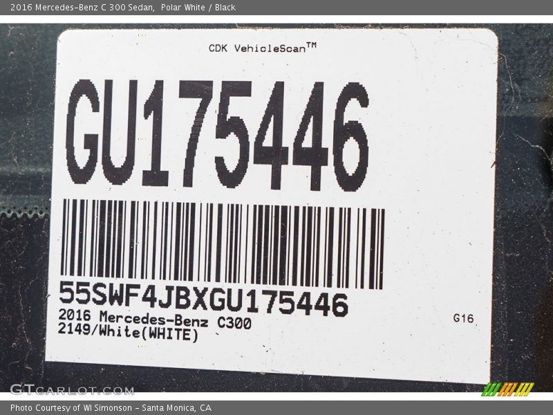 Polar White / Black 2016 Mercedes-Benz C 300 Sedan