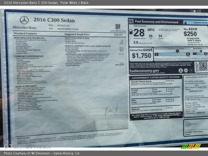 Polar White / Black 2016 Mercedes-Benz C 300 Sedan