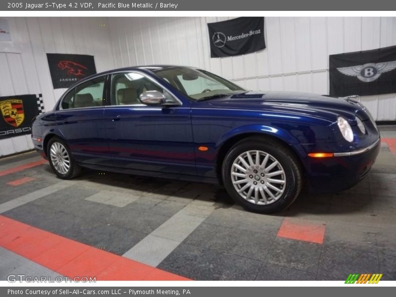 Pacific Blue Metallic / Barley 2005 Jaguar S-Type 4.2 VDP